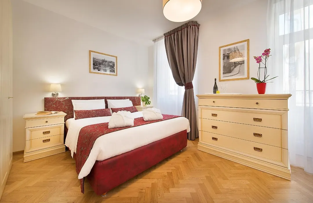 Hotel Suite Home Prague-1