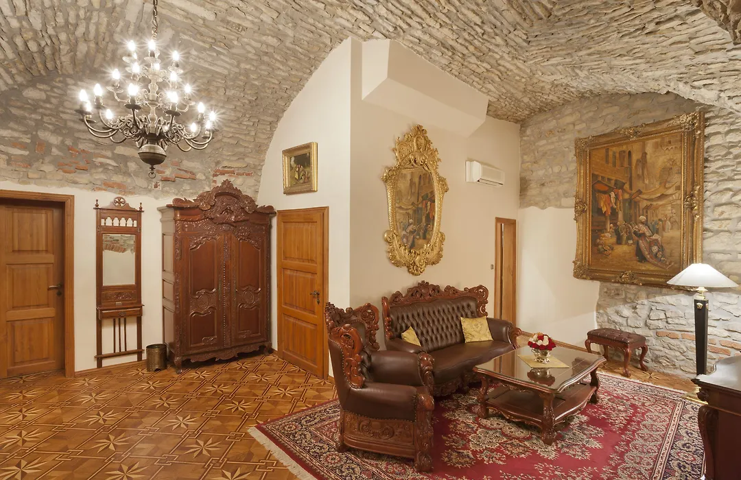 Hotel U Prince Prague By Bhg-1